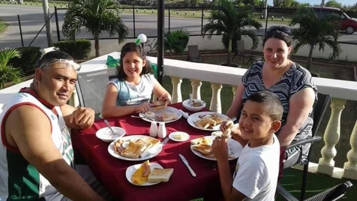 Villa Ishadora Nuku'alofa Bagian luar foto